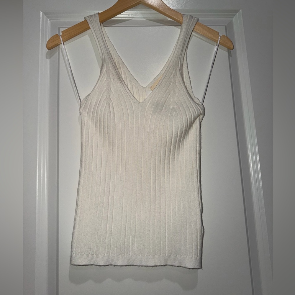 eesome Paige Ribbed Tank - WHITE Medium